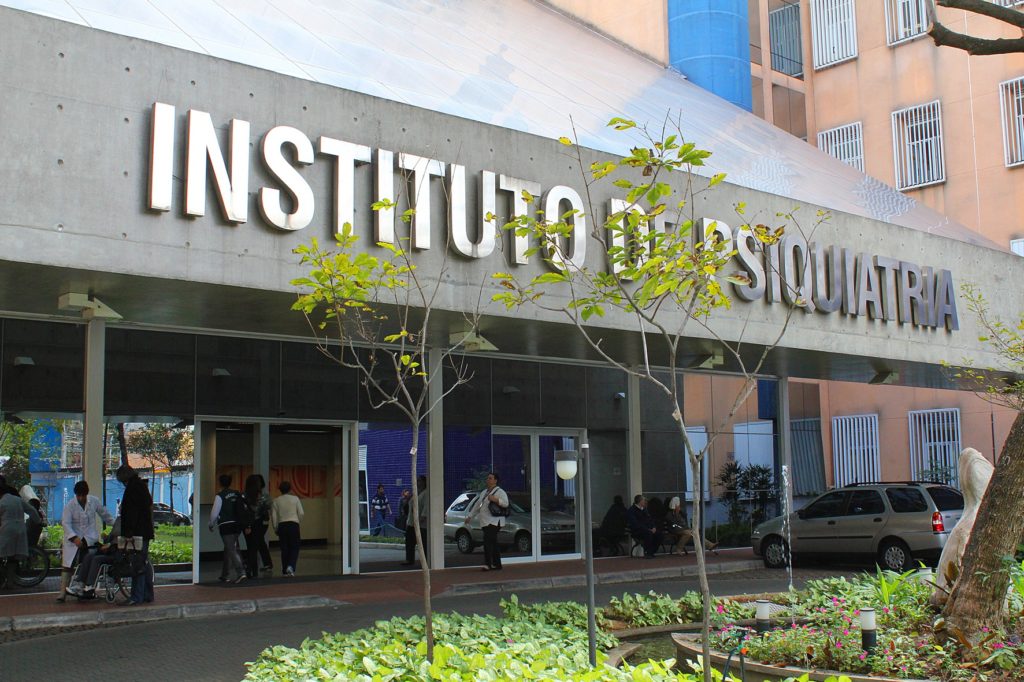 Hospital das Clínicas cria 1º ambulatório psiquiátrico para vítimas de  violência doméstica – Instituto de Psiquiatria – IPq